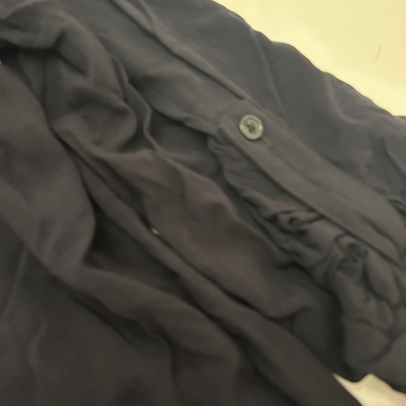 Old Navy Black Women's Blouse - Picture 4 of 4